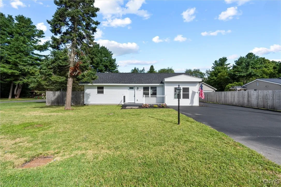 27609 State Route 3, Le Ray, New York 13601, Le Ray, New York 13601, 3 Bedrooms Bedrooms, 7 Rooms Rooms,1 BathroomBathrooms,Residential,For Sale,27609 State Route 3, Le Ray, New York 13601,0,S1633195