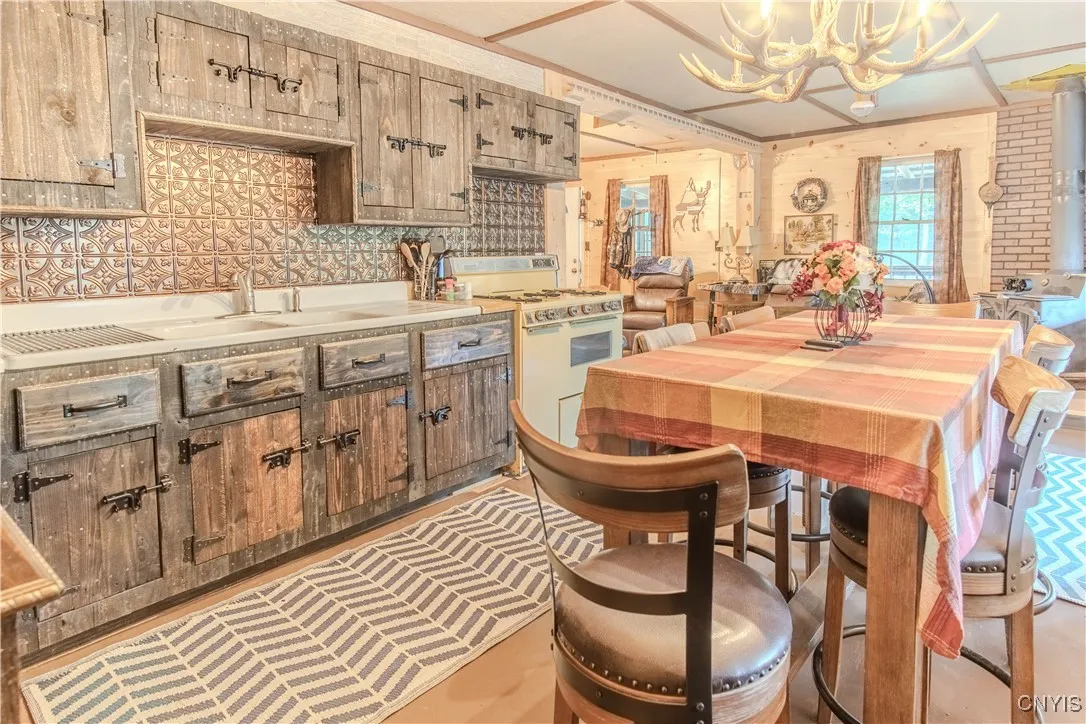 672 Pinckney Road, Pinckney, New York 13682, Pinckney, New York 13682, 2 Bedrooms Bedrooms, ,1 BathroomBathrooms,Land,For Sale,672 Pinckney Road, Pinckney, New York 13682,0,S1632290