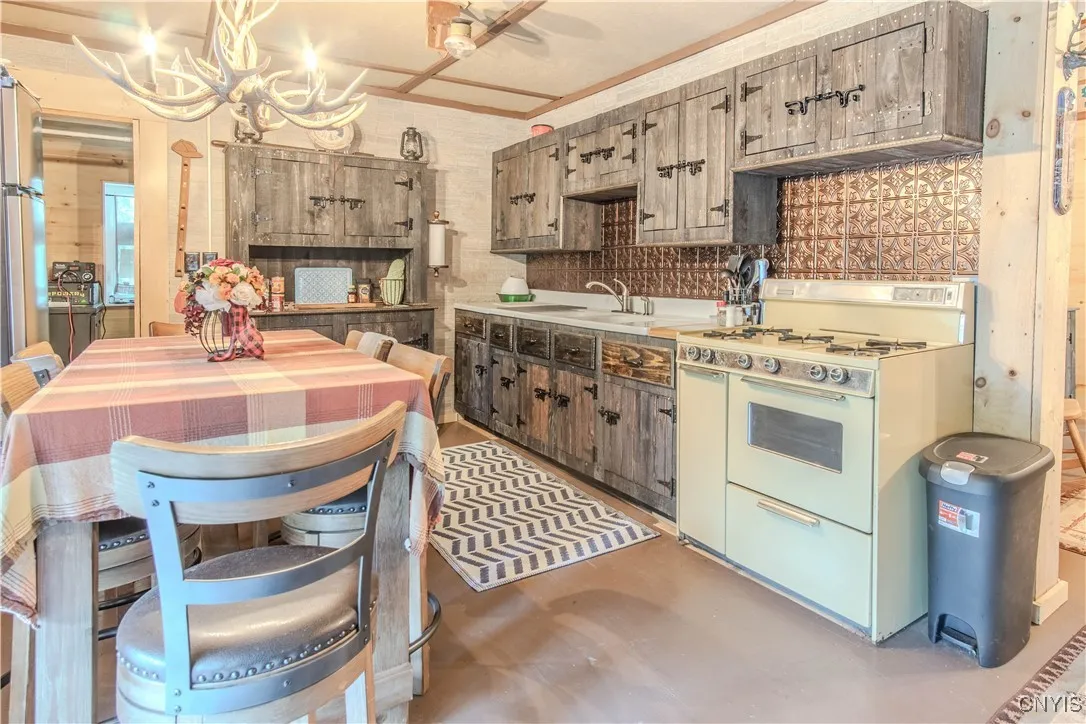 672 Pinckney Road, Pinckney, New York 13682, Pinckney, New York 13682, 2 Bedrooms Bedrooms, ,1 BathroomBathrooms,Land,For Sale,672 Pinckney Road, Pinckney, New York 13682,0,S1632290