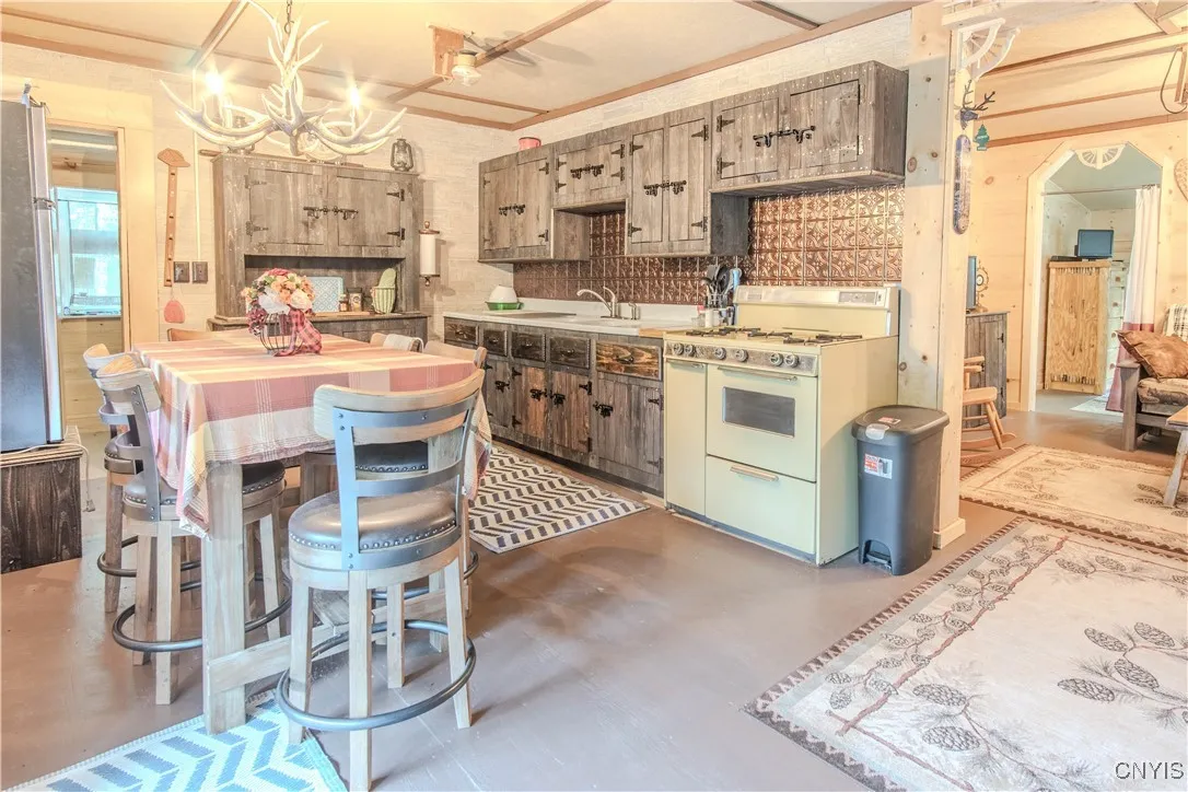 672 Pinckney Road, Pinckney, New York 13682, Pinckney, New York 13682, 2 Bedrooms Bedrooms, ,1 BathroomBathrooms,Land,For Sale,672 Pinckney Road, Pinckney, New York 13682,0,S1632290