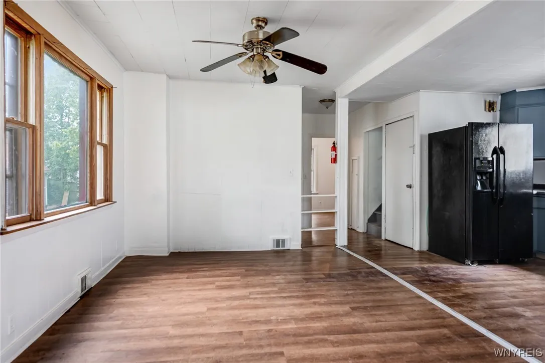 235 Courtland Avenue, Buffalo, New York 14215, Buffalo, New York 14215, 4 Bedrooms Bedrooms, 7 Rooms Rooms,1 BathroomBathrooms,Residential,For Sale,235 Courtland Avenue, Buffalo, New York 14215,0,B1634263