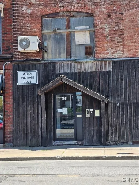 421 Seneca Street, Utica, New York 13502, Utica, New York 13502, ,Commercial Lease,For Rent,421 Seneca Street, Utica, New York 13502,0,S1634183