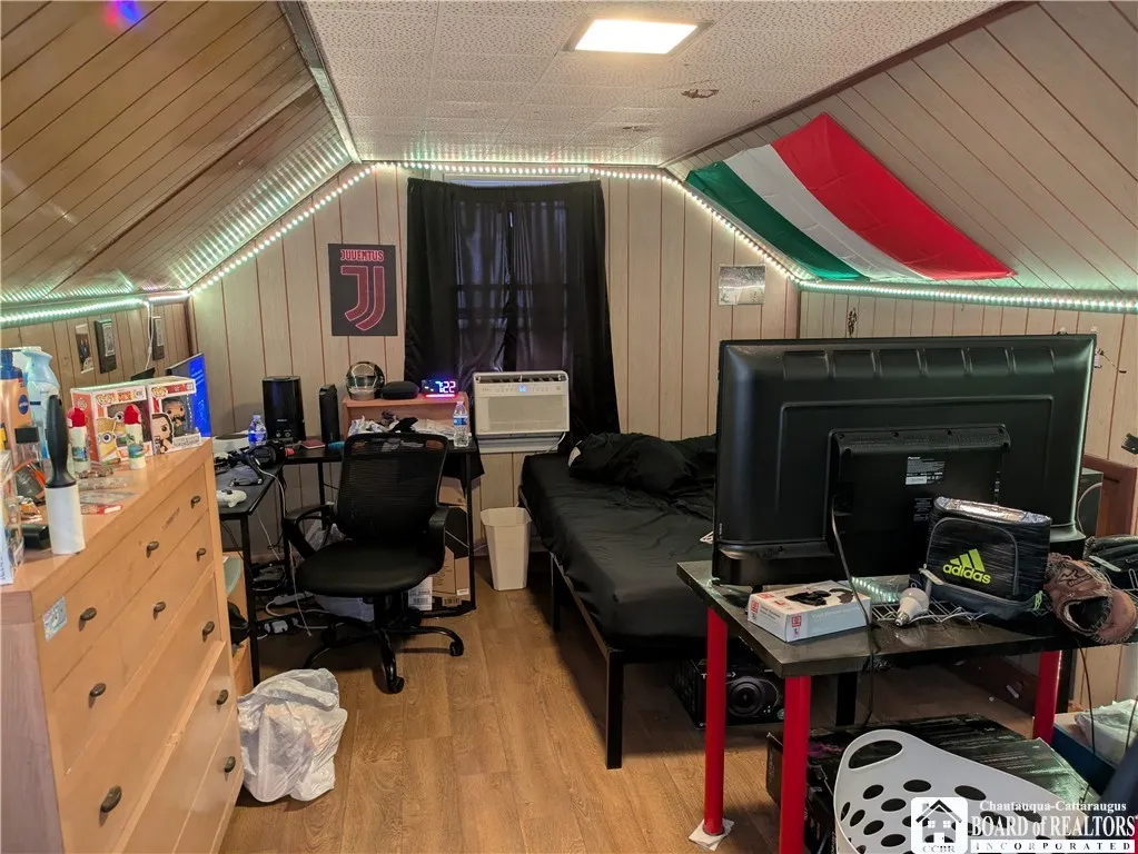 296 Glencove Road, Tonawanda, New York 14223, Tonawanda, New York 14223, 3 Bedrooms Bedrooms, 7 Rooms Rooms,1 BathroomBathrooms,Residential,For Sale,296 Glencove Road, Tonawanda, New York 14223,0,R1634038