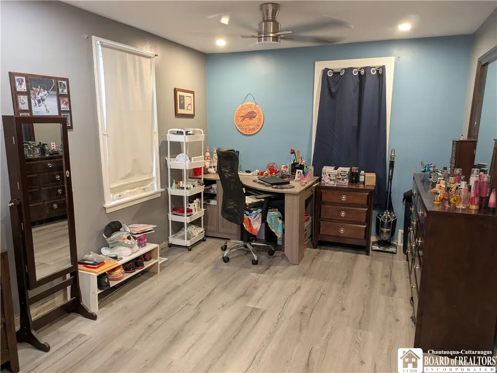 296 Glencove Road, Tonawanda, New York 14223, Tonawanda, New York 14223, 3 Bedrooms Bedrooms, 7 Rooms Rooms,1 BathroomBathrooms,Residential,For Sale,296 Glencove Road, Tonawanda, New York 14223,0,R1634038