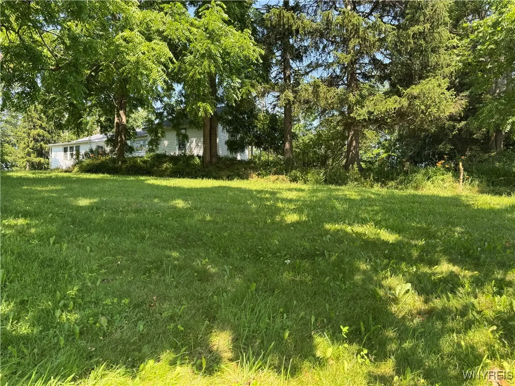 1009 Clinton Street Rd Road, Attica, New York 1401, Bennington, New York 14011, 3 Bedrooms Bedrooms, 7 Rooms Rooms,1 BathroomBathrooms,Residential,For Sale,1009 Clinton Street Rd Road, Attica, New York 1401,0,B1634200