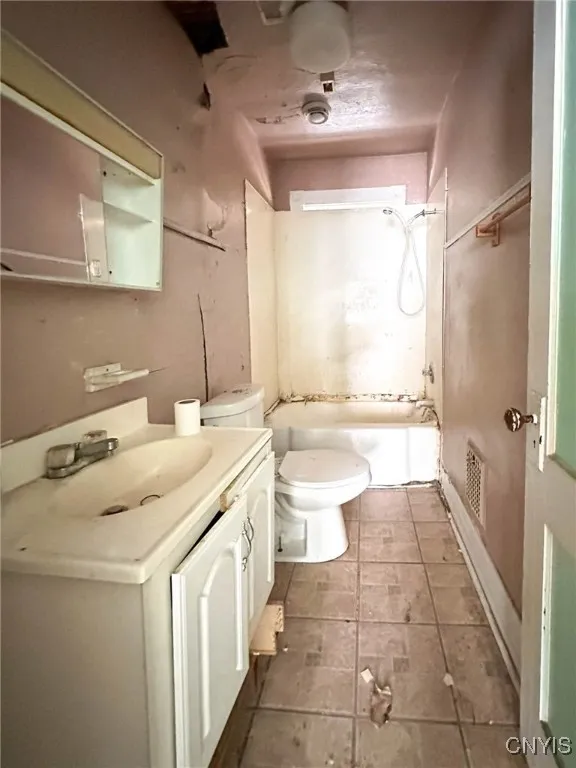 1406 Ney Avenue, Whitestown, New York 13492, Whitestown, New York 13492, 4 Bedrooms Bedrooms, ,2 BathroomsBathrooms,Residential,For Sale,1406 Ney Avenue, Whitestown, New York 13492,0,S1633820