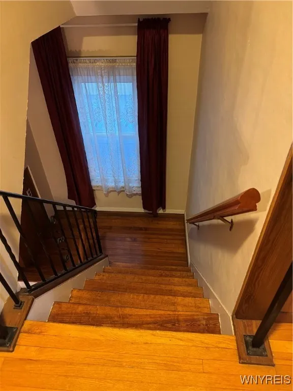 139 Como Avenue, Buffalo, New York 14220, Buffalo, New York 14220, 3 Bedrooms Bedrooms, 6 Rooms Rooms,1 BathroomBathrooms,Residential,For Sale,139 Como Avenue, Buffalo, New York 14220,0,B1634042