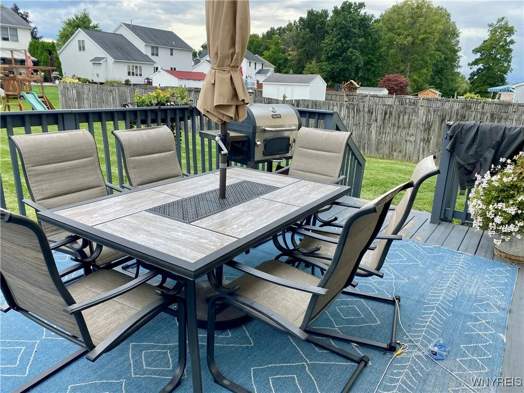 3380 Creekview Drive, Hamburg, New York 14075, Hamburg, New York 14075, 4 Bedrooms Bedrooms, 8 Rooms Rooms,2 BathroomsBathrooms,Residential,Closed,3380 Creekview Drive, Hamburg, New York 14075,0,B1634198