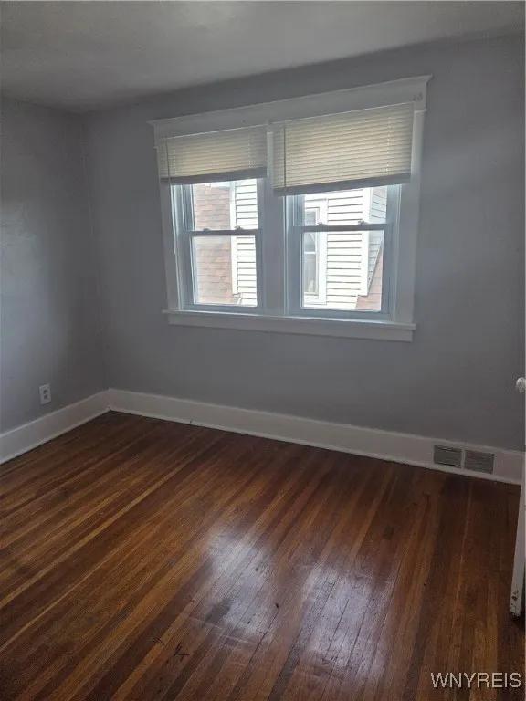 139 Marjorie Drive, Tonawanda, New York 14223, Tonawanda, New York 14223, 2 Bedrooms Bedrooms, 4 Rooms Rooms,1 BathroomBathrooms,Residential Lease,For Rent,139 Marjorie Drive, Tonawanda, New York 14223,0,B1634287