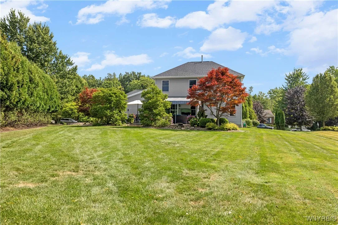 30 Thornapple Lane, Orchard Park, New York 14127, Orchard Park, New York 14127, 3 Bedrooms Bedrooms, 9 Rooms Rooms,2 BathroomsBathrooms,Residential,For Sale,30 Thornapple Lane, Orchard Park, New York 14127,0,B1632989