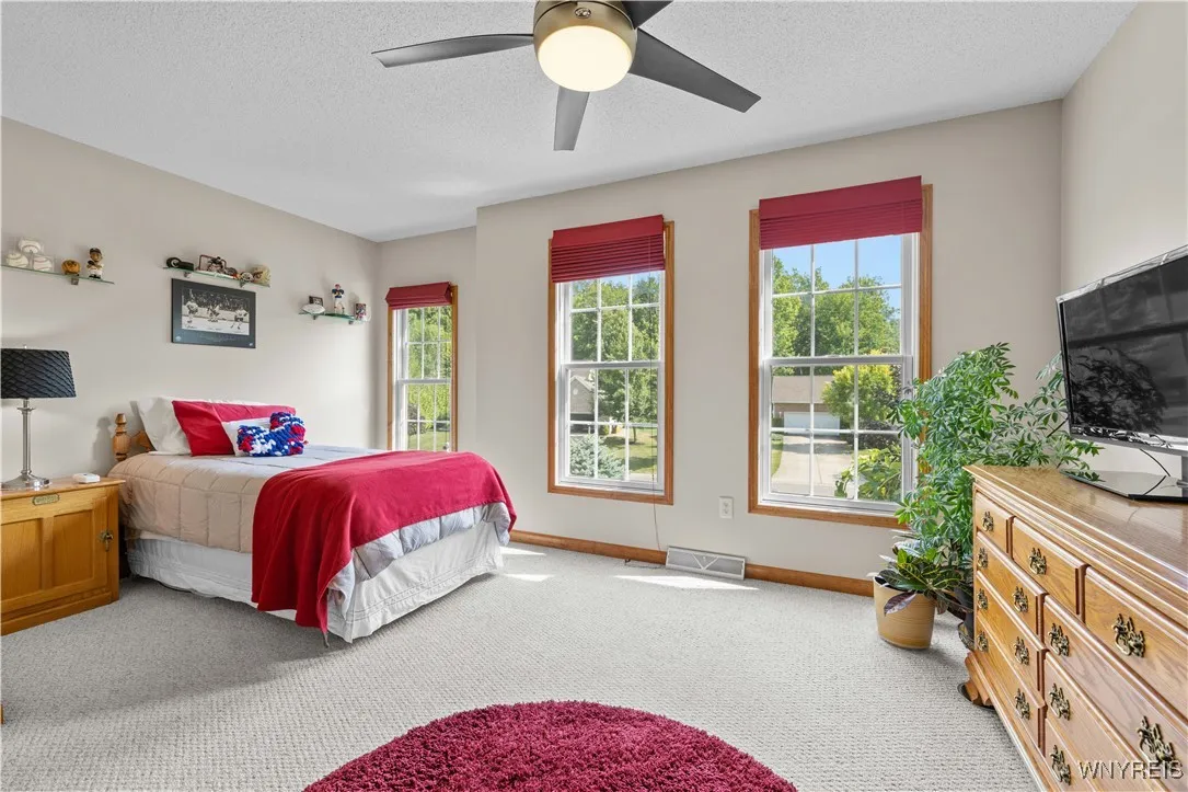 30 Thornapple Lane, Orchard Park, New York 14127, Orchard Park, New York 14127, 3 Bedrooms Bedrooms, 9 Rooms Rooms,2 BathroomsBathrooms,Residential,For Sale,30 Thornapple Lane, Orchard Park, New York 14127,0,B1632989