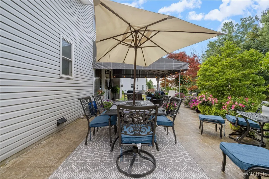30 Thornapple Lane, Orchard Park, New York 14127, Orchard Park, New York 14127, 3 Bedrooms Bedrooms, 9 Rooms Rooms,2 BathroomsBathrooms,Residential,For Sale,30 Thornapple Lane, Orchard Park, New York 14127,0,B1632989