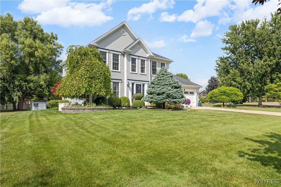 30 Thornapple Lane, Orchard Park, New York 14127, Orchard Park, New York 14127, 3 Bedrooms Bedrooms, 9 Rooms Rooms,2 BathroomsBathrooms,Residential,For Sale,30 Thornapple Lane, Orchard Park, New York 14127,0,B1632989