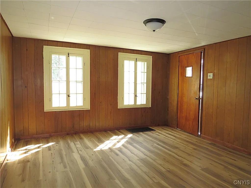 3 Marshall Avenue, German Flatts, New York 13407, German Flatts, New York 13407, 3 Bedrooms Bedrooms, 7 Rooms Rooms,1 BathroomBathrooms,Residential,For Sale,3 Marshall Avenue, German Flatts, New York 13407,0,S1634299