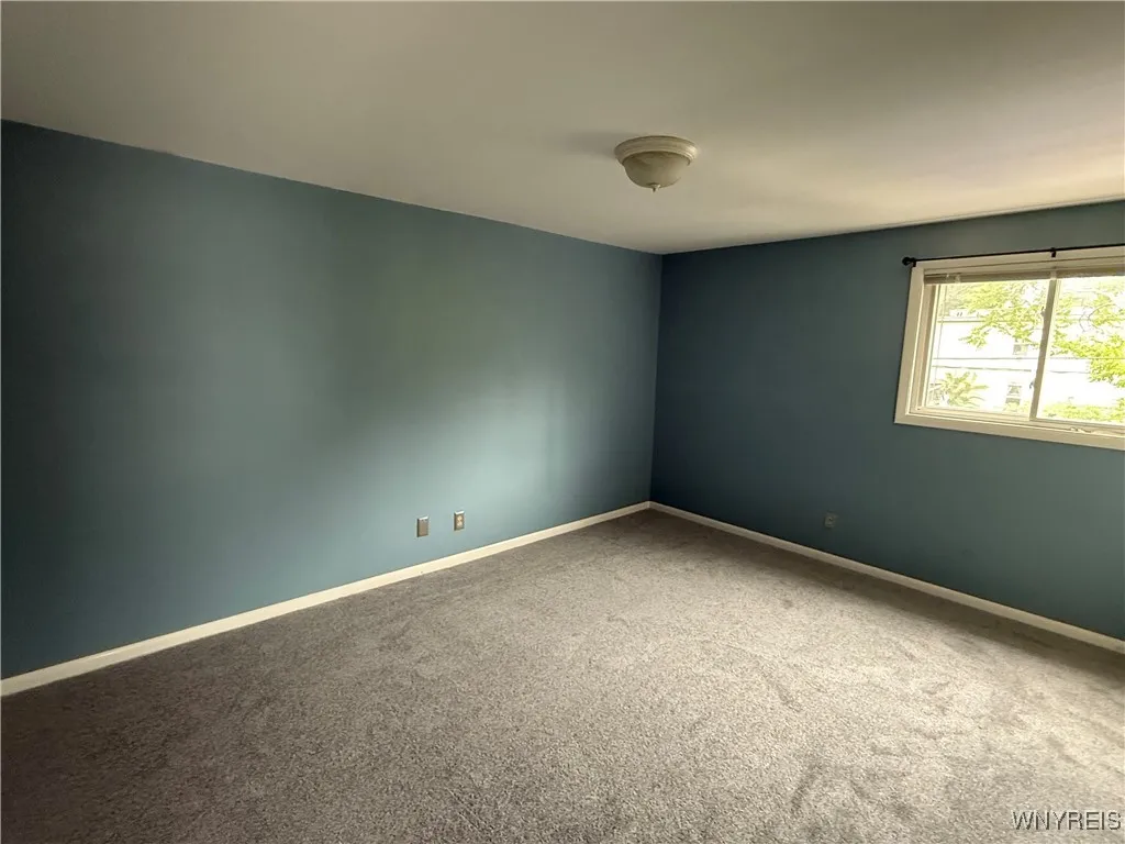 309 North Street 40, Buffalo, New York 14201, Buffalo, New York 14201, 2 Bedrooms Bedrooms, 4 Rooms Rooms,1 BathroomBathrooms,Residential Lease,For Rent,309 North Street 40, Buffalo, New York 14201,0,B1634206