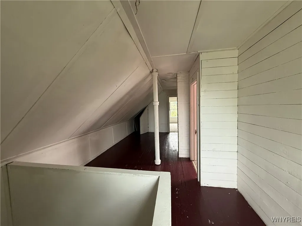 160 Zenner Street, Buffalo, New York 14211, Buffalo, New York 14211, 3 Bedrooms Bedrooms, 5 Rooms Rooms,1 BathroomBathrooms,Residential,For Sale,160 Zenner Street, Buffalo, New York 14211,0,B1633178