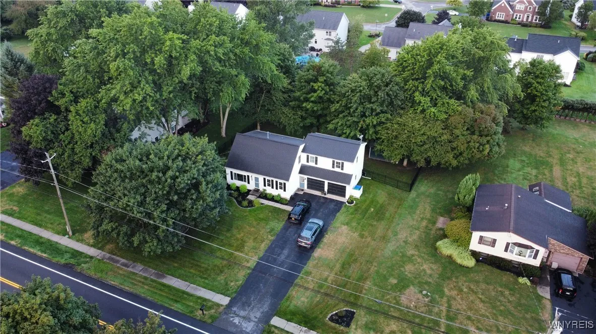 5670 Goodrich Road, Clarence, New York 14032, Clarence, New York 14032, 4 Bedrooms Bedrooms, 8 Rooms Rooms,1 BathroomBathrooms,Residential,Closed,5670 Goodrich Road, Clarence, New York 14032,0,B1634085