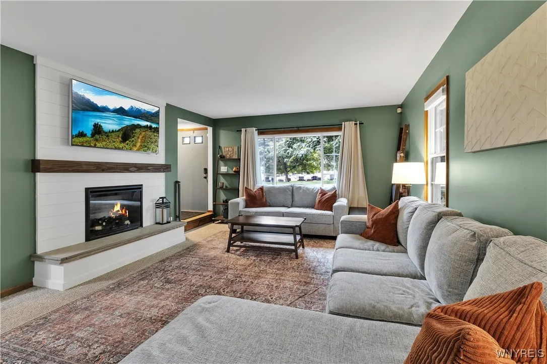 5670 Goodrich Road, Clarence, New York 14032, Clarence, New York 14032, 4 Bedrooms Bedrooms, 8 Rooms Rooms,1 BathroomBathrooms,Residential,Closed,5670 Goodrich Road, Clarence, New York 14032,0,B1634085