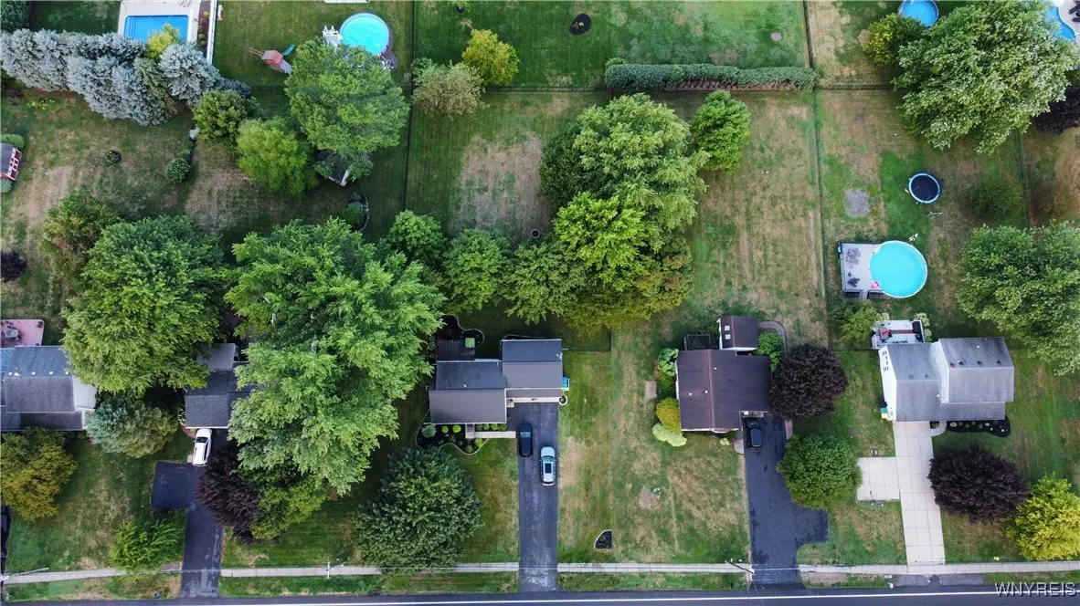 5670 Goodrich Road, Clarence, New York 14032, Clarence, New York 14032, 4 Bedrooms Bedrooms, 8 Rooms Rooms,1 BathroomBathrooms,Residential,Closed,5670 Goodrich Road, Clarence, New York 14032,0,B1634085
