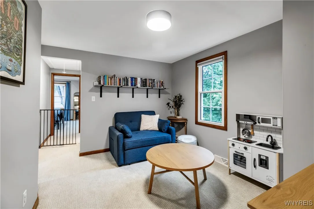 5670 Goodrich Road, Clarence, New York 14032, Clarence, New York 14032, 4 Bedrooms Bedrooms, 8 Rooms Rooms,1 BathroomBathrooms,Residential,Closed,5670 Goodrich Road, Clarence, New York 14032,0,B1634085