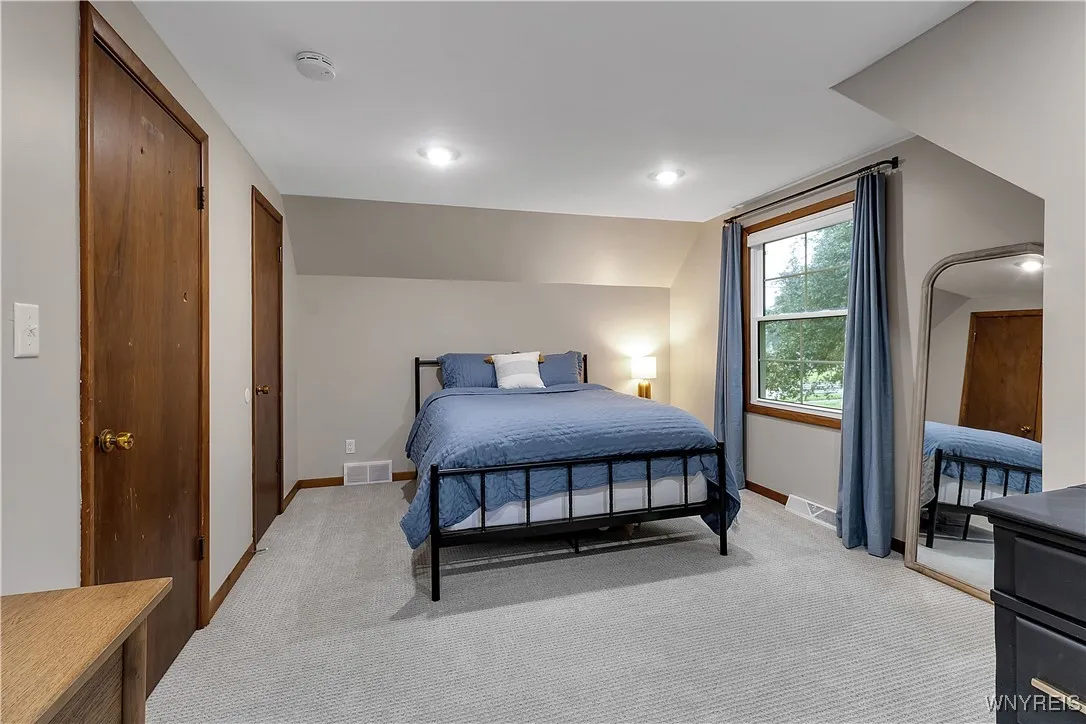 5670 Goodrich Road, Clarence, New York 14032, Clarence, New York 14032, 4 Bedrooms Bedrooms, 8 Rooms Rooms,1 BathroomBathrooms,Residential,Closed,5670 Goodrich Road, Clarence, New York 14032,0,B1634085