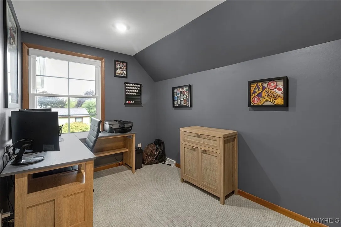 5670 Goodrich Road, Clarence, New York 14032, Clarence, New York 14032, 4 Bedrooms Bedrooms, 8 Rooms Rooms,1 BathroomBathrooms,Residential,Closed,5670 Goodrich Road, Clarence, New York 14032,0,B1634085