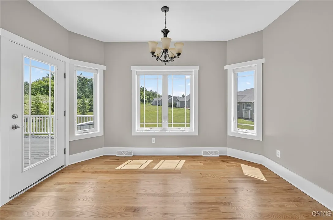 Large Dinette