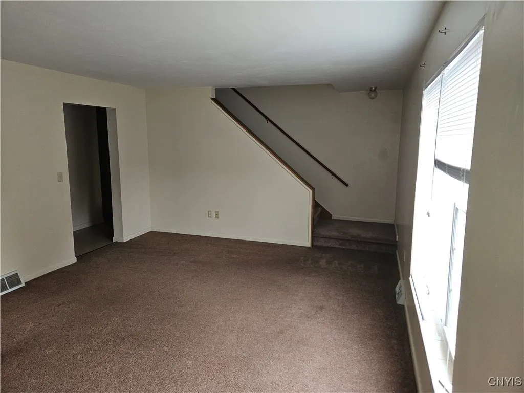 290 Duer Street, Oswego, New York 13126, Oswego, New York 13126, 2 Bedrooms Bedrooms, 7 Rooms Rooms,1 BathroomBathrooms,Residential Lease,For Rent,290 Duer Street, Oswego, New York 13126,0,S1633794