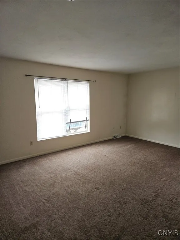 290 Duer Street, Oswego, New York 13126, Oswego, New York 13126, 2 Bedrooms Bedrooms, 7 Rooms Rooms,1 BathroomBathrooms,Residential Lease,For Rent,290 Duer Street, Oswego, New York 13126,0,S1633794