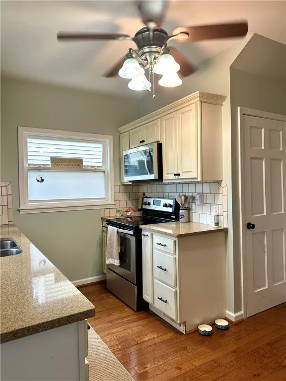 217 West William Street, Corning City, New York 14, Corning City, New York 14830, 4 Bedrooms Bedrooms, 8 Rooms Rooms,2 BathroomsBathrooms,Residential,For Sale,217 West William Street, Corning City, New York 14,0,R1633166