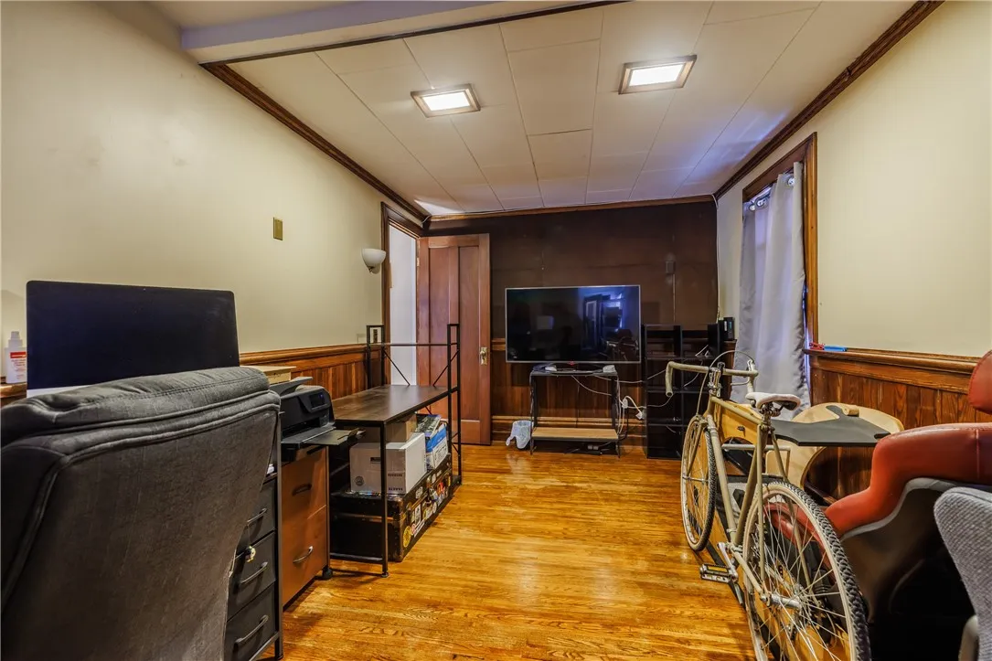 114 Field Street, Rochester, New York 14620, Rochester, New York 14620, 7 Bedrooms Bedrooms, ,5 BathroomsBathrooms,Residential,For Sale,114 Field Street, Rochester, New York 14620,0,R1634119