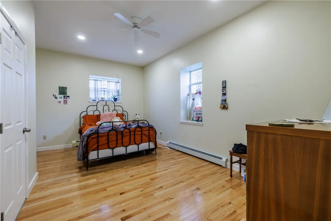 114 Field Street, Rochester, New York 14620, Rochester, New York 14620, 7 Bedrooms Bedrooms, ,5 BathroomsBathrooms,Residential,For Sale,114 Field Street, Rochester, New York 14620,0,R1634119