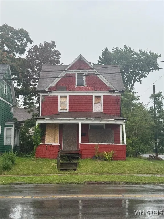 2003 11th Street, Niagara Falls, New York 14305, Niagara Falls, New York 14305, 3 Bedrooms Bedrooms, 6 Rooms Rooms,1 BathroomBathrooms,Residential,For Sale,2003 11th Street, Niagara Falls, New York 14305,0,B1634302