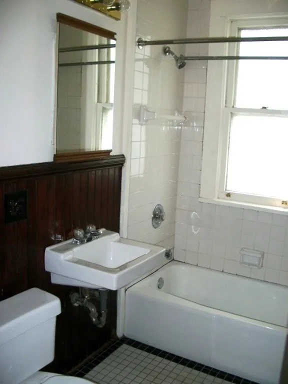 116 Field Street, Rochester, New York 14620, Rochester, New York 14620, 2 Bedrooms Bedrooms, 5 Rooms Rooms,1 BathroomBathrooms,Residential,For Sale,116 Field Street, Rochester, New York 14620,0,R1634111