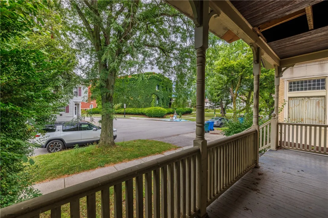 116 Field Street, Rochester, New York 14620, Rochester, New York 14620, 2 Bedrooms Bedrooms, 5 Rooms Rooms,1 BathroomBathrooms,Residential,For Sale,116 Field Street, Rochester, New York 14620,0,R1634111