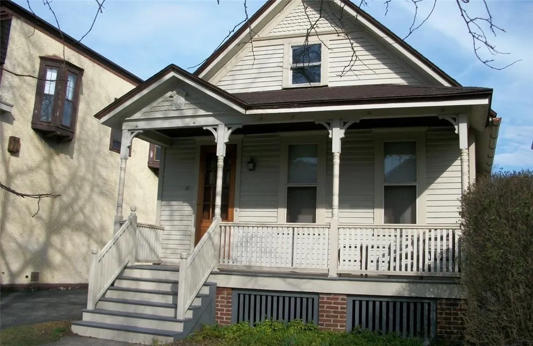116 Field Street, Rochester, New York 14620, Rochester, New York 14620, 2 Bedrooms Bedrooms, 5 Rooms Rooms,1 BathroomBathrooms,Residential,For Sale,116 Field Street, Rochester, New York 14620,0,R1634111