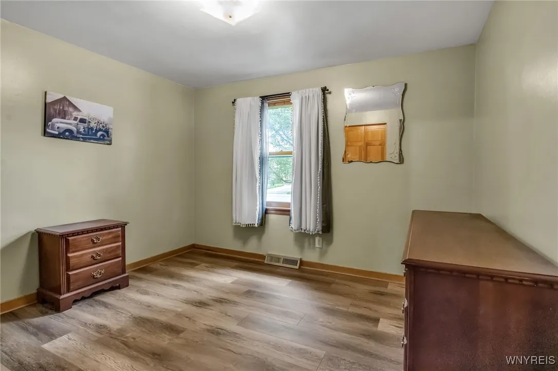 78 Shawnee Place, West Seneca, New York 14224, West Seneca, New York 14224, 3 Bedrooms Bedrooms, 8 Rooms Rooms,2 BathroomsBathrooms,Residential,For Sale,78 Shawnee Place, West Seneca, New York 14224,0,B1634313