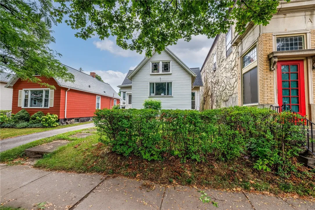 110 Field Street, Rochester, New York 14620, Rochester, New York 14620, 3 Bedrooms Bedrooms, 7 Rooms Rooms,1 BathroomBathrooms,Residential,For Sale,110 Field Street, Rochester, New York 14620,0,R1634109