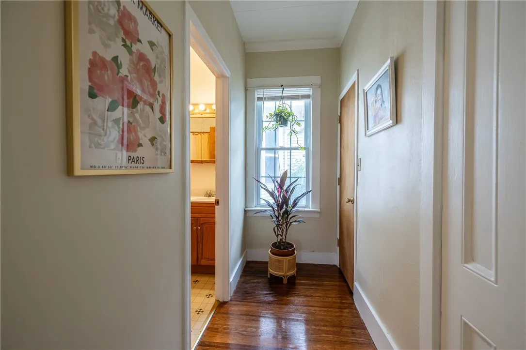 106 Field Street, Rochester, New York 14620, Rochester, New York 14620, 1 Bedroom Bedrooms, 5 Rooms Rooms,1 BathroomBathrooms,Residential,For Sale,106 Field Street, Rochester, New York 14620,0,R1634103