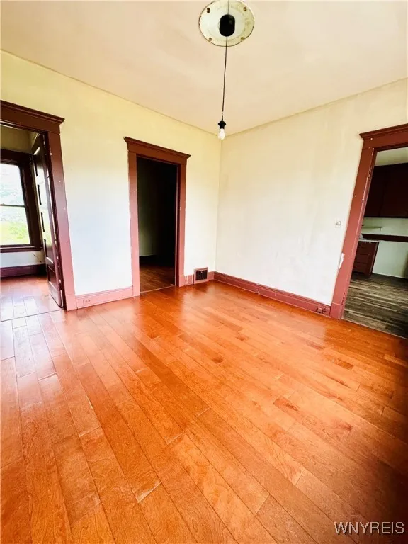 351 Moselle Street, Buffalo, New York 14211, Buffalo, New York 14211, 6 Bedrooms Bedrooms, ,2 BathroomsBathrooms,Residential,For Sale,351 Moselle Street, Buffalo, New York 14211,0,B1634347