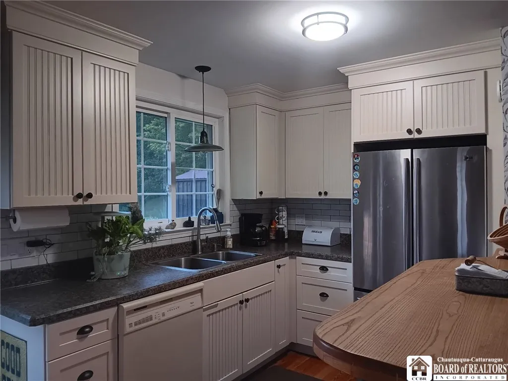 3619 Fluvanna Townline Road, Jamestown, New York 1, Jamestown, New York 14701, 3 Bedrooms Bedrooms, 11 Rooms Rooms,2 BathroomsBathrooms,Residential,Closed,3619 Fluvanna Townline Road, Jamestown, New York 1,0,R1634349