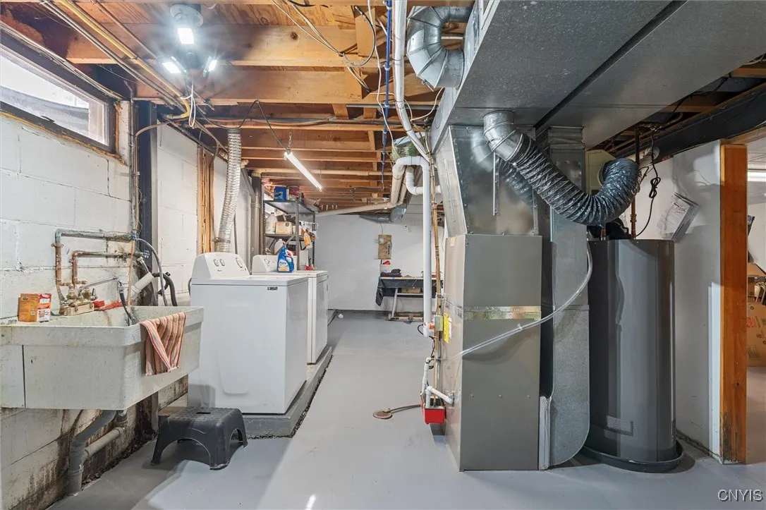 4270 Virgo Crse, Clay, New York 13090, Clay, New York 13090, 4 Bedrooms Bedrooms, 8 Rooms Rooms,2 BathroomsBathrooms,Residential,Closed,4270 Virgo Crse, Clay, New York 13090,0,S1633799