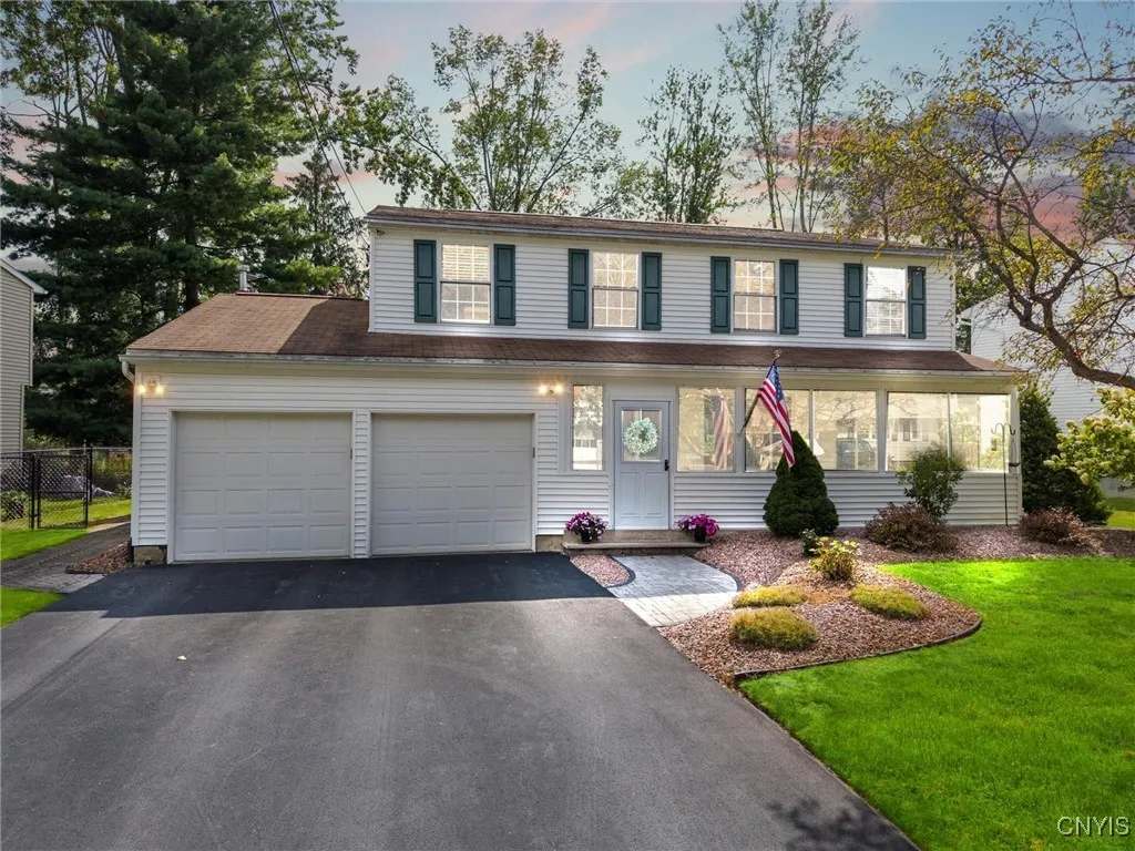 4270 Virgo Crse, Clay, New York 13090, Clay, New York 13090, 4 Bedrooms Bedrooms, 8 Rooms Rooms,2 BathroomsBathrooms,Residential,Closed,4270 Virgo Crse, Clay, New York 13090,0,S1633799