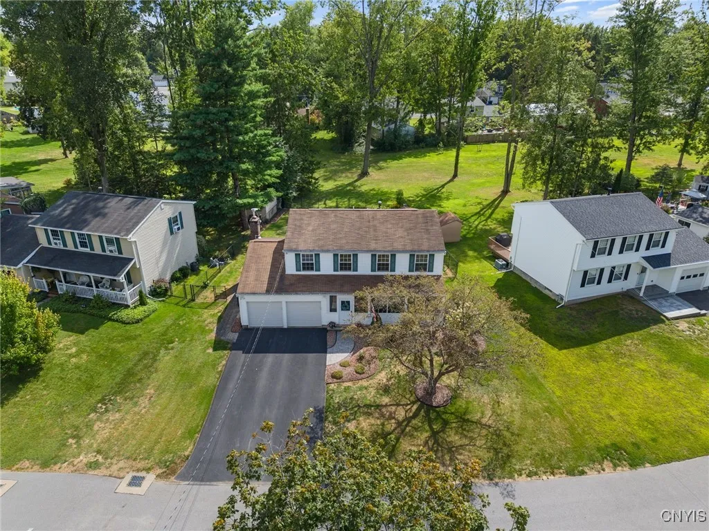4270 Virgo Crse, Clay, New York 13090, Clay, New York 13090, 4 Bedrooms Bedrooms, 8 Rooms Rooms,2 BathroomsBathrooms,Residential,Closed,4270 Virgo Crse, Clay, New York 13090,0,S1633799