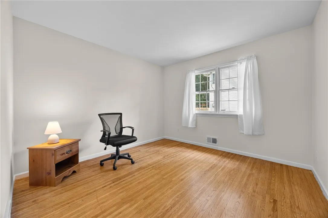 17 Weyburn Way, Perinton, New York 14450, Perinton, New York 14450, 3 Bedrooms Bedrooms, 6 Rooms Rooms,1 BathroomBathrooms,Residential,Closed,17 Weyburn Way, Perinton, New York 14450,0,R1634360