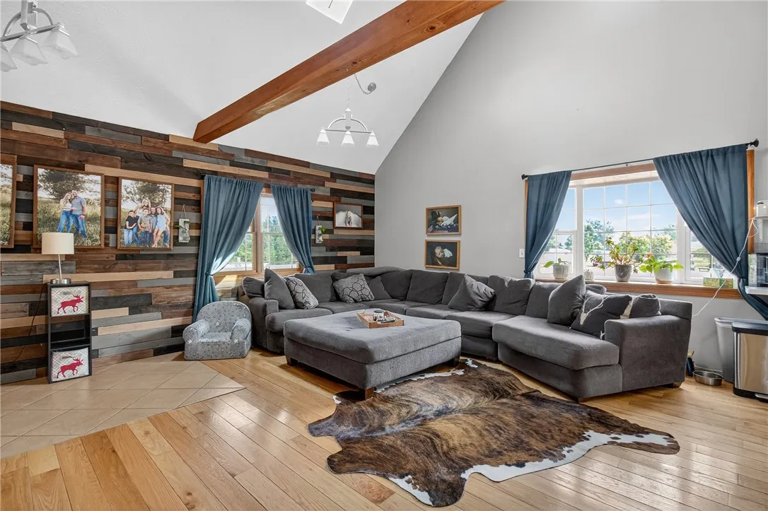 16458 Hinds Road, Clarendon, New York 14470, Clarendon, New York 14470, 4 Bedrooms Bedrooms, 7 Rooms Rooms,2 BathroomsBathrooms,Residential,For Sale,16458 Hinds Road, Clarendon, New York 14470,0,R1634355