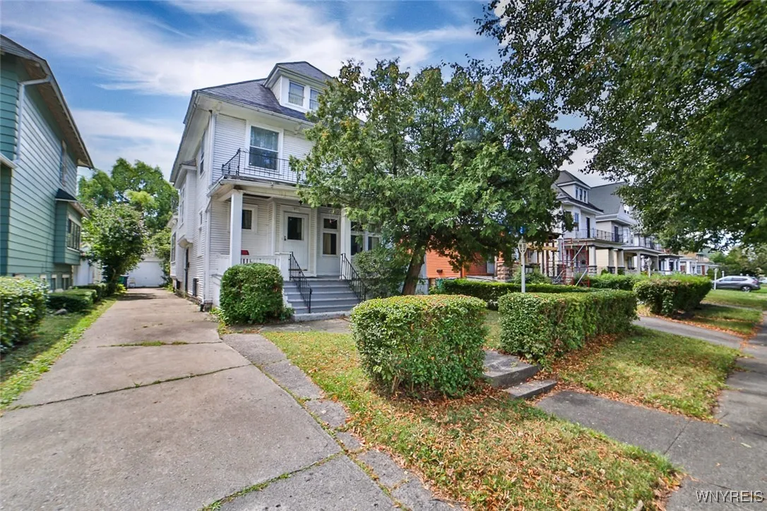 81 Blaine Avenue, Buffalo, New York 14208, Buffalo, New York 14208, 5 Bedrooms Bedrooms, 10 Rooms Rooms,1 BathroomBathrooms,Residential,For Sale,81 Blaine Avenue, Buffalo, New York 14208,0,B1634015