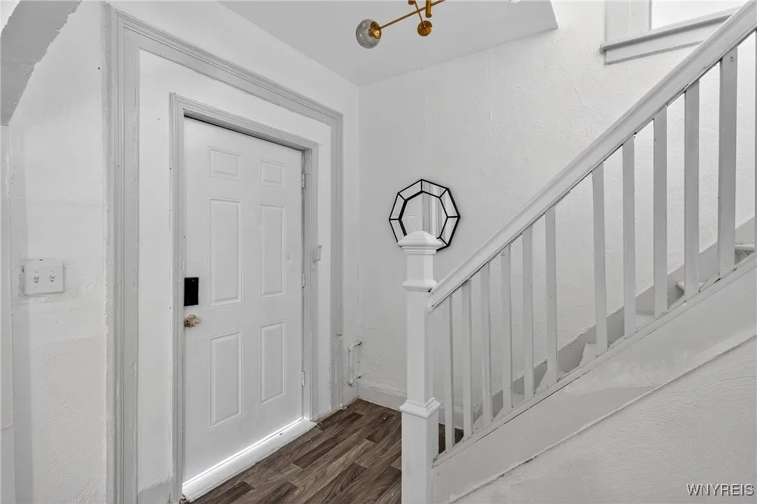 62 Winslow Avenue, Buffalo, New York 14208, Buffalo, New York 14208, 4 Bedrooms Bedrooms, 9 Rooms Rooms,2 BathroomsBathrooms,Residential,For Sale,62 Winslow Avenue, Buffalo, New York 14208,0,B1634312