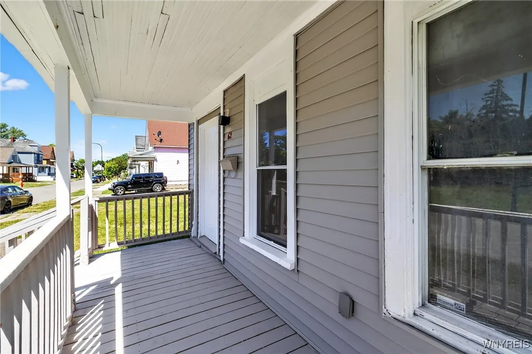 62 Winslow Avenue, Buffalo, New York 14208, Buffalo, New York 14208, 4 Bedrooms Bedrooms, 9 Rooms Rooms,2 BathroomsBathrooms,Residential,For Sale,62 Winslow Avenue, Buffalo, New York 14208,0,B1634312