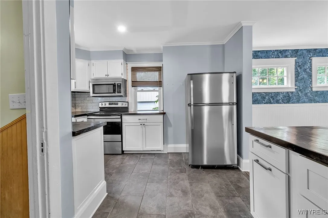 510 Washington Highway, Amherst, New York 14226, Amherst, New York 14226, 3 Bedrooms Bedrooms, 8 Rooms Rooms,2 BathroomsBathrooms,Residential,For Sale,510 Washington Highway, Amherst, New York 14226,0,B1634157